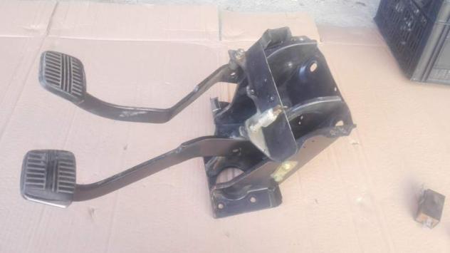 Pedaliera Freno e Frizione Nissan Patrol TR 2.8 TD 90