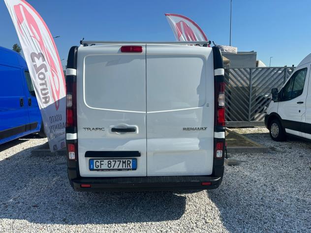 Renault Trafic T27 2.0 dCi 120CV PC-TN Furgone - Foto 4