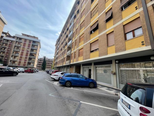 3 Vetrine in vendita a Perugia - Foto 8