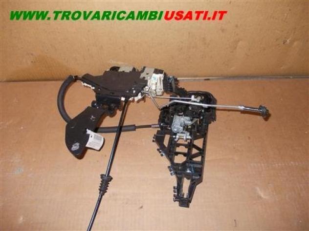 SERRATURA PORTA ANT. S. 4 FILI FIAT FREEMONT (JC49-24)  Carrozzeria  Lamierati esterni  Porte  Serratura porta a FIAT - FREEMONT - 01-04-2011 - 01-11-