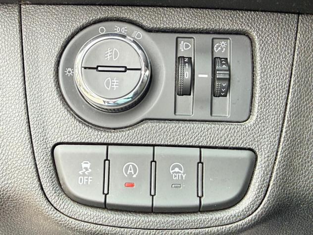Opel Karl Rocks 1.0 73 CV Start&Stop ***CARLPLAY/ANDROID AUTO*** - Foto 10