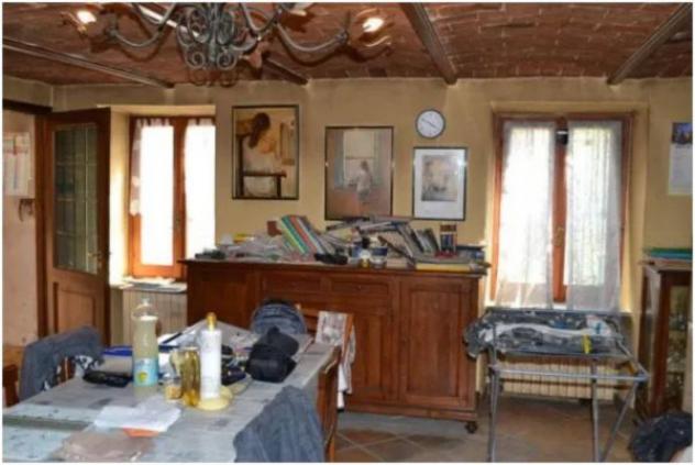 Immobile in asta di 380 m², box auto in vendita a Cassinasco - Foto 4