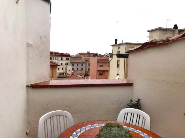 Livorno San Jacopo appartamento con 3 camere. studio e doppio balcone - Foto 2