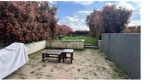 Immobile in asta di 88 m², box auto in vendita a Oleggio - Foto 2