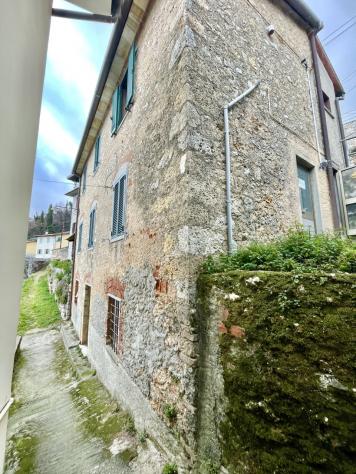 Indipendente in vendita a Pietrasanta