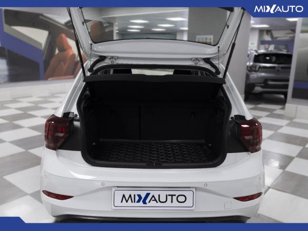 Volkswagen Polo 1.0 TSI Life 95CV DSG - Foto 7