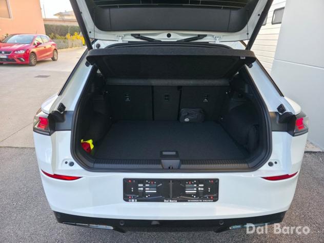 Volkswagen T-Roc 1.5 eTSI 110kW ACT R-Line DSG - Foto 9