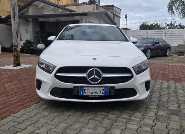 Mercedes-Benz A 180 d 1.5 DCI 115CV Sport Light auto Pelle Uff Italy - Foto 2