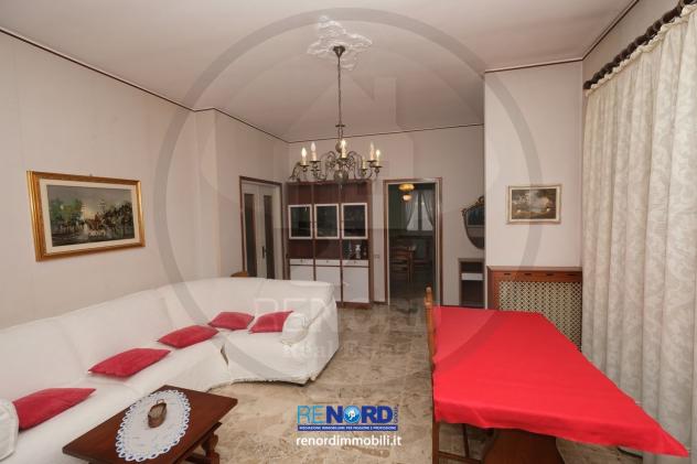 VILLA di 5 vani e di 187 mq (CURA CARPIGNANO) rif. VID6266_1 - Foto 10