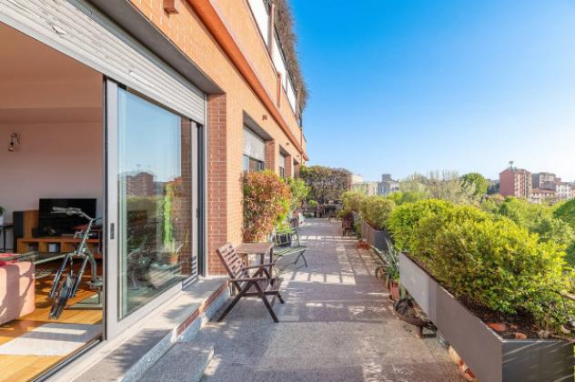 Appartamento di 175 m² con più di 5 locali e box auto in vendita a Milano - Foto 11