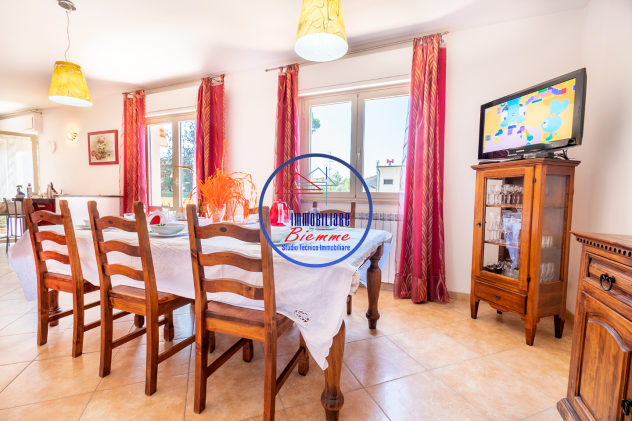 Casa semindipendente in vendita a Viareggio 221 mq Rif: 1322071