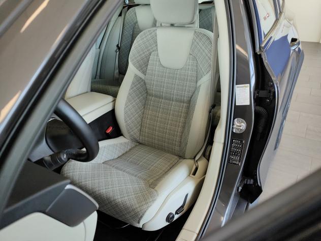 Volvo V60 Cross Country B4 (d) AWD 197cv auto CarPlay/AndroidAuto FariLED - Foto 4
