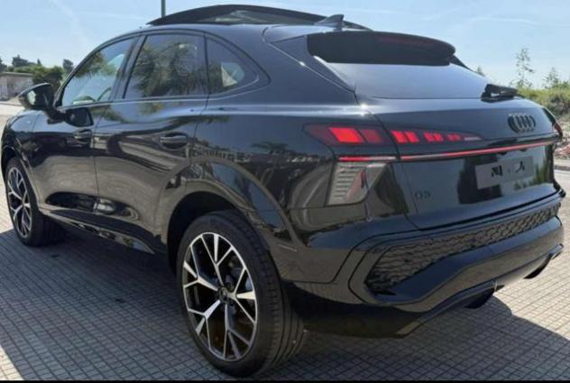 AUDI Q3 Sportback TDI 110 kW S tronic S Line Edition rif. 23830252 - Foto 2