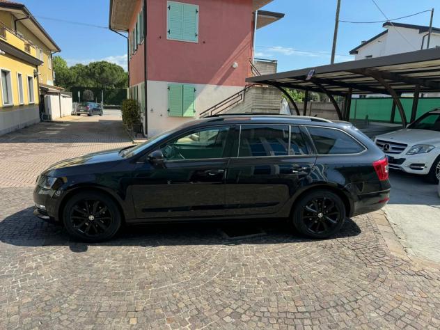 Skoda Octavia 1.6 TDI CR 115 CV Wagon Executive - Foto 3