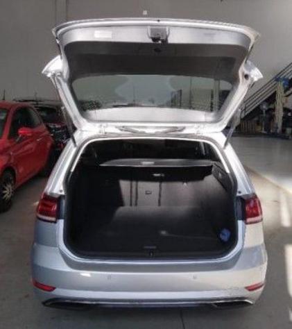 VOLKSWAGEN Golf Variant 2.0 TDI DSG Business rif. 23724045 - Foto 4