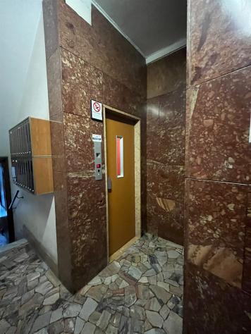 TRILOCALE CON TERRAZZO ZONA CERTOSA - Foto 14