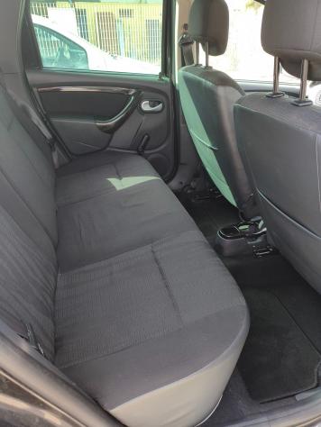 Dacia Duster 1.5 dCi 110CV 4x2 Laurte - Foto 9