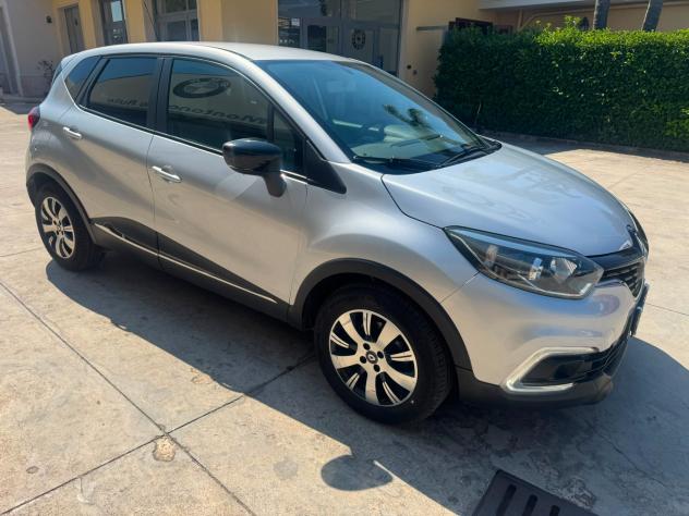 Renault Captur dCi 8V 90 CV EDC Sport Edition
