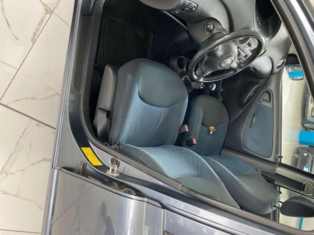 Toyota Yaris 1.0 GPL 2015 16V cat 5 porte Expo - Foto 8