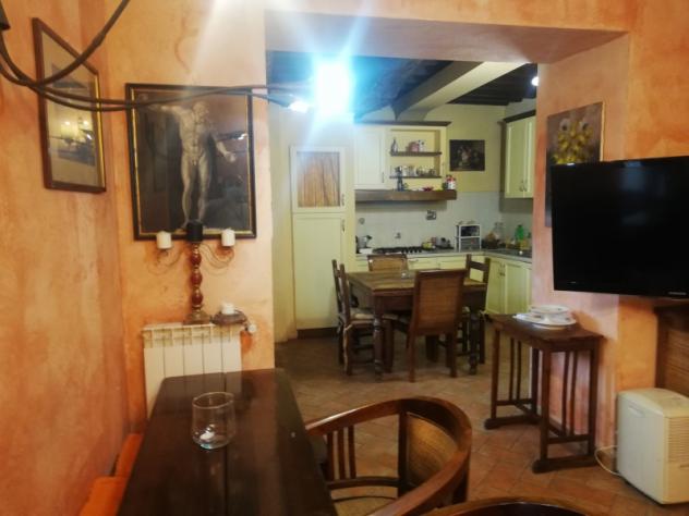 Borgo San Lorenzo terratetto 4 vani resede p.auto - Foto 2