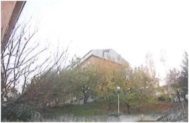 Immobile in asta di 205 m² con più di 5 locali e box auto in vendita a Castelraimondo - Foto 5