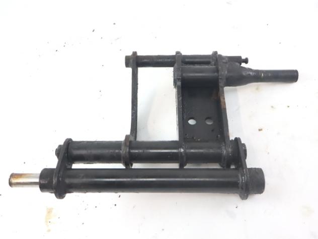 MALAGUTI MADISON S 200 17403799 SUPPORTO MOTORE 02 - 06 ENGINE BRACKET - Foto 2