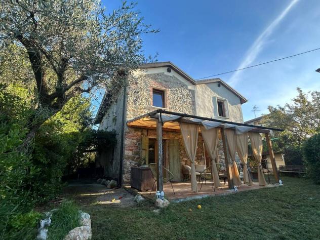 Casale in vendita a Fosdinovo