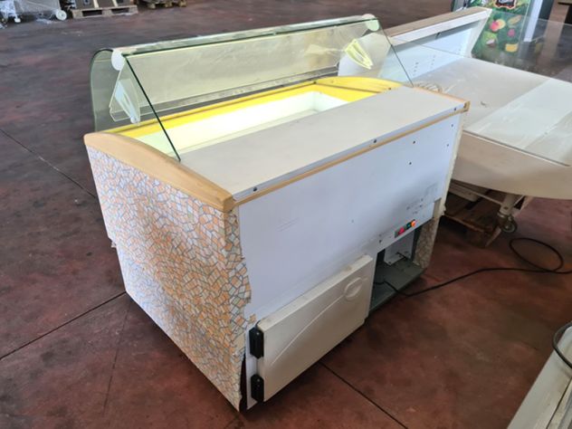 vetrina per gelateria usata - Foto 4