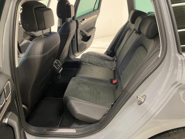 VOLKSWAGEN Passat Variant 2.0 TDI 4MOTION DSG Executive 200CV rif. 23153446 - Foto 7