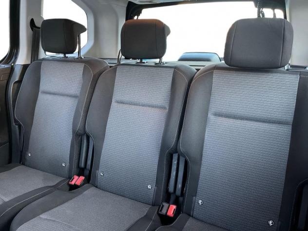Toyota Proace City Verso 1.5D 130Cv S&S A/T L1 D Luxury - Foto 10