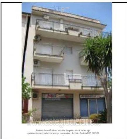 IMMOBILI-IMMOBILE RESIDENZIALE-via Salvatore Davì n. 27/A