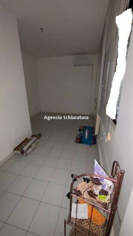 BOTTEGA VENDESI BILOCALE LIBERO IN OTTIMA POSIZIONE - Foto 9