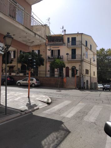 VENDE BILOCALE CENTRALISSIMO AUTONOMO - Foto 2