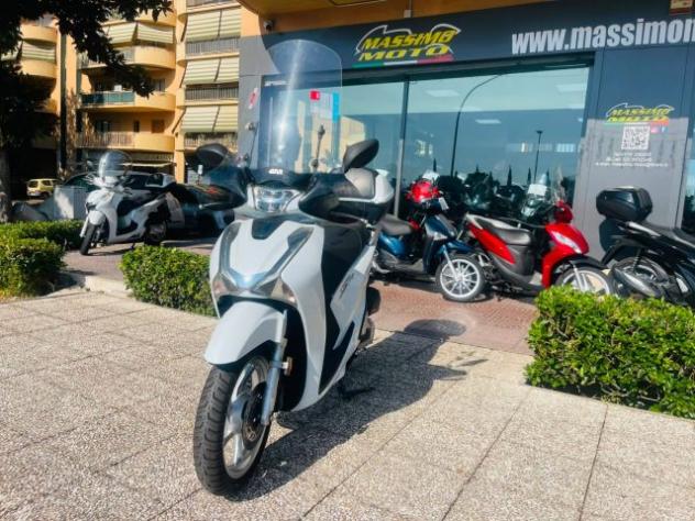 HONDA SH 150 TUTTO INCLUSO ANCHE PASSAGGIO rif. 23989814