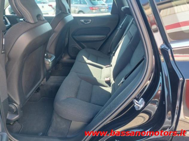 VOLVO XC60 B4 (d) AWD Geartronic Momentum Pro PROMO ESTATE rif. 23313361 - Foto 10