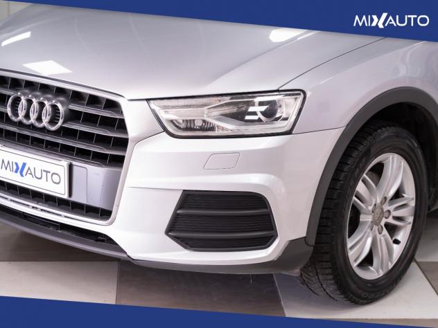 Audi Q3 2.0 TDI 120CV - Foto 9