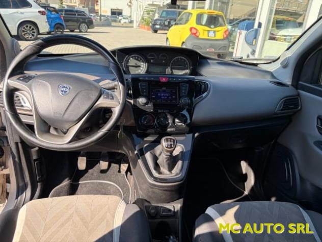 LANCIA Ypsilon 1.2 69 CV 5 porte GPL Ecochic Gold rif. 24093961 - Foto 9