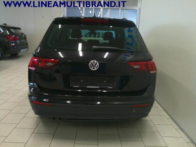 VOLKSWAGEN Tiguan 2.0 TDI SCR Business Navi Pack Winter Garanzia rif. 23945077 - Foto 6