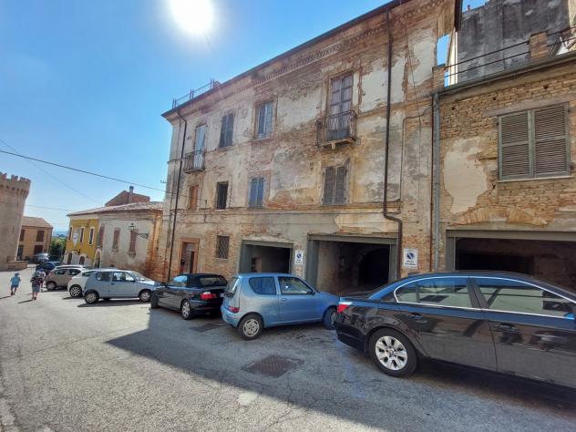 Stabile/Palazzo - Mosciano Sant'Angelo . Rif.: Cod. rif T782VRG