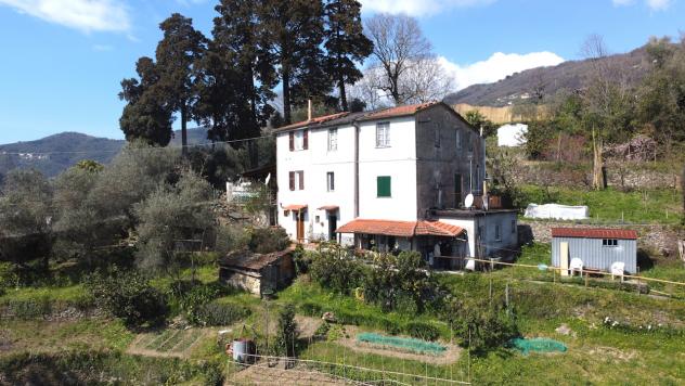Porzione di casa in vendita a Rapallo
