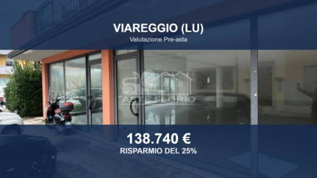 Immobile in asta di 350 m² in vendita a Viareggio