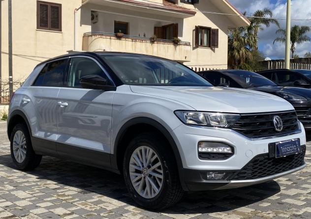Volkswagen T-Roc Business 1.6 TDI 116CV - Foto 3