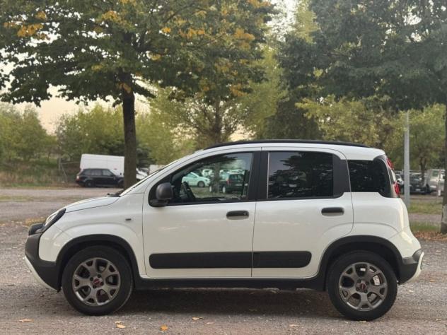 FIAT Panda 1.0 FireFly Hybrid City Cross+ GPL - Foto 4