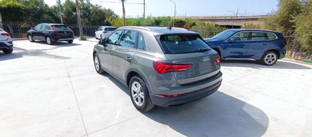 Audi Q3 35 TDI S tronic Business - Foto 2