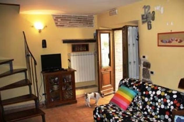 Baschi - vendesi grazioso appartamentino ristrutturato al piano rialzato nel borgo di Baschi - Foto 3