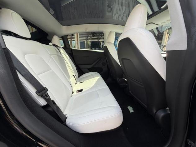 TESLA Model Y Long Range AWD rif. 24115236 - Foto 10