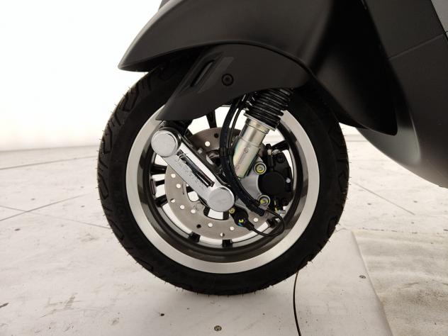 Vespa 50 cc VESPA PRIMAVERA S 50 E5 NERO CONVINTO - Foto 9