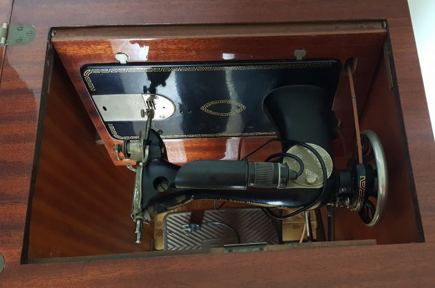 MACCHINA DA CUCIRE SINGER D'EPOCA CON MOBILETTO - Foto 7