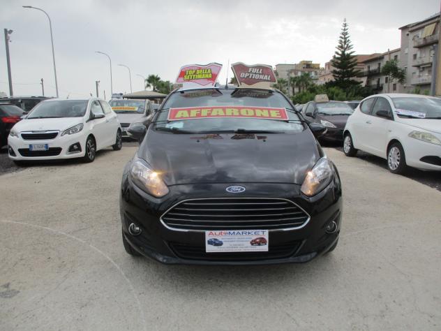 Ford Fiesta 1.2 60CV 5 porte Titanium 2014 - Foto 2