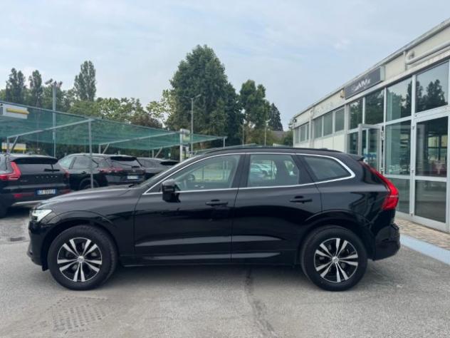 VOLVO XC60 B4 (d) AWD Geartronic Momentum rif. 23966615 - Foto 8